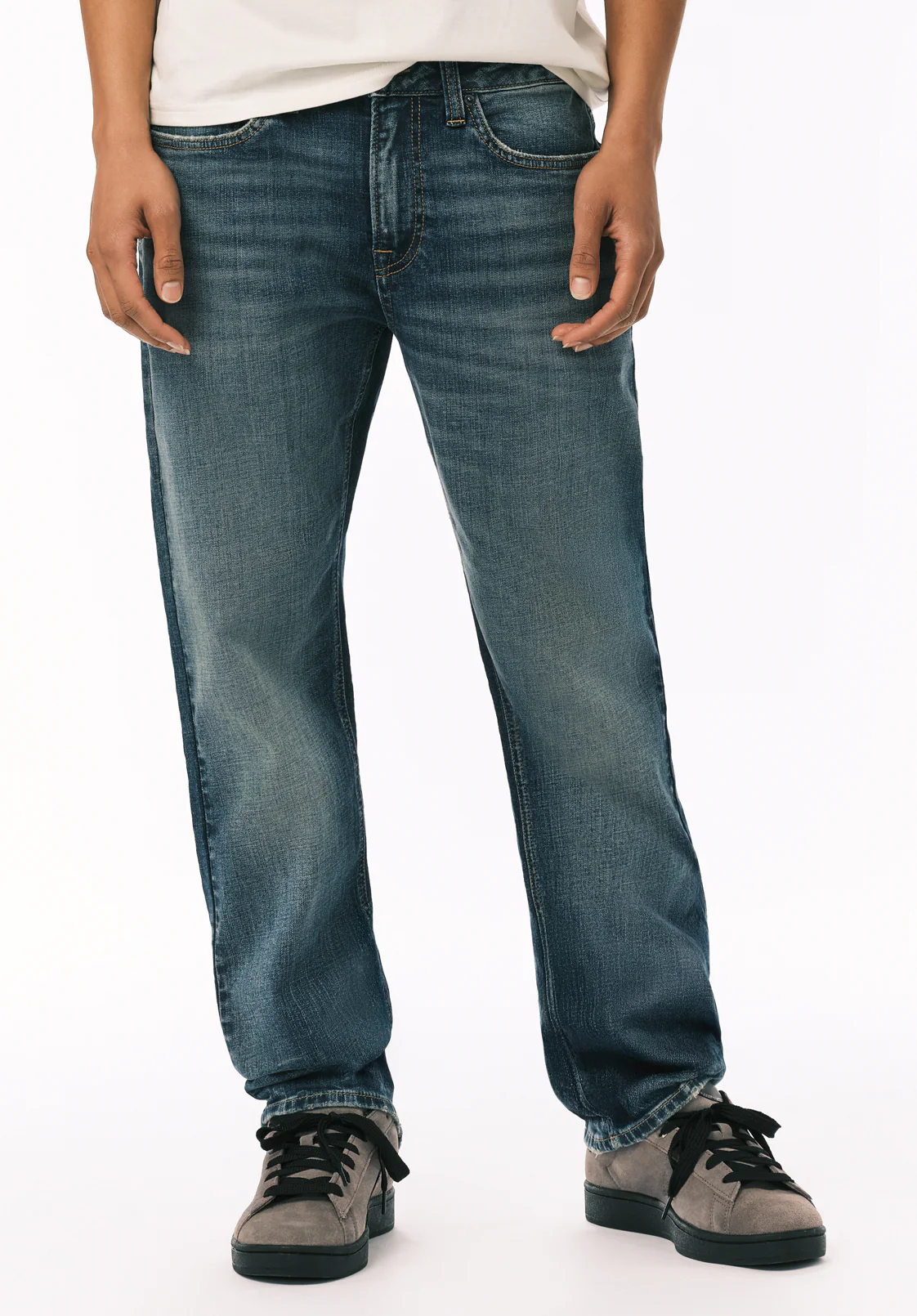 Relaxed Straight Driven Men’s Jeans, Veined and Worked - BM26147