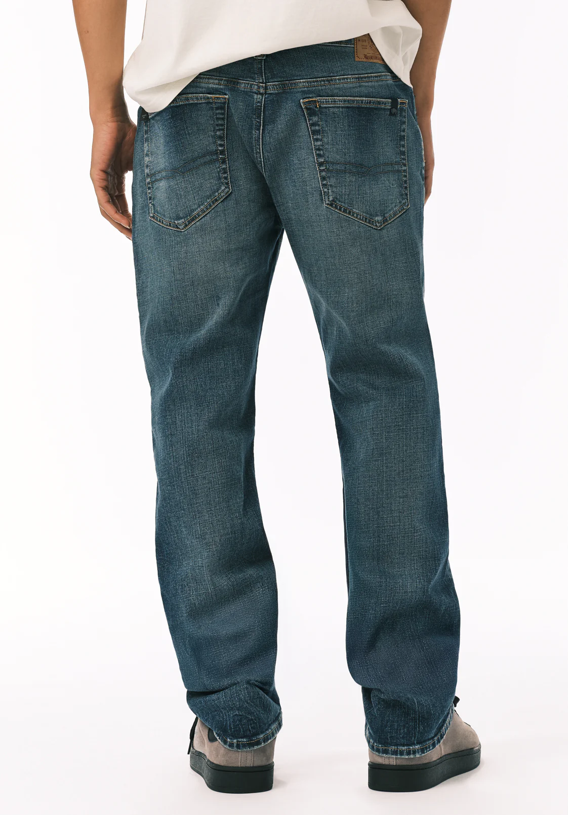 Relaxed Straight Driven Men’s Jeans, Veined and Worked - BM26147 - Image 2