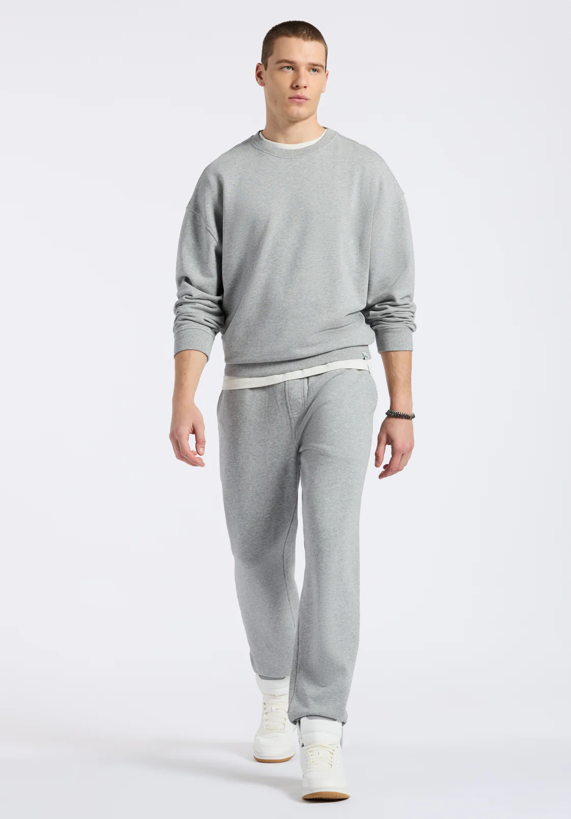 Famke Men's Relaxed Crewneck Sweatshirt, Heather Grey - BM24541 - Image 5