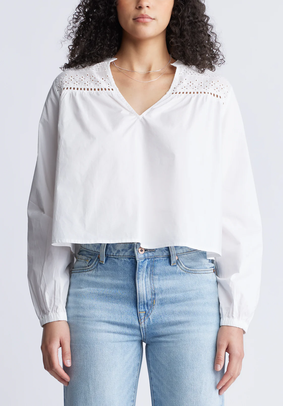 Selyse Women's Long Sleeve Crop Blouse, White - WT0117S - Image 3