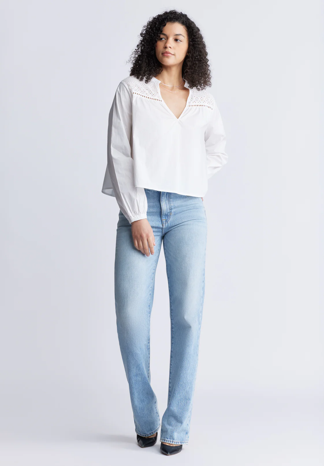 Selyse Women's Long Sleeve Crop Blouse, White - WT0117S - Image 4