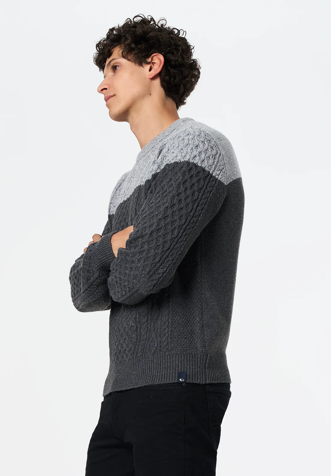 Wintor Men's Relaxed Colorblock Cable Knit Sweater, Heather Grey - BM24748 - Image 2